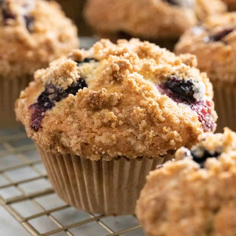 Blueberry Muffins with Crumb Topping