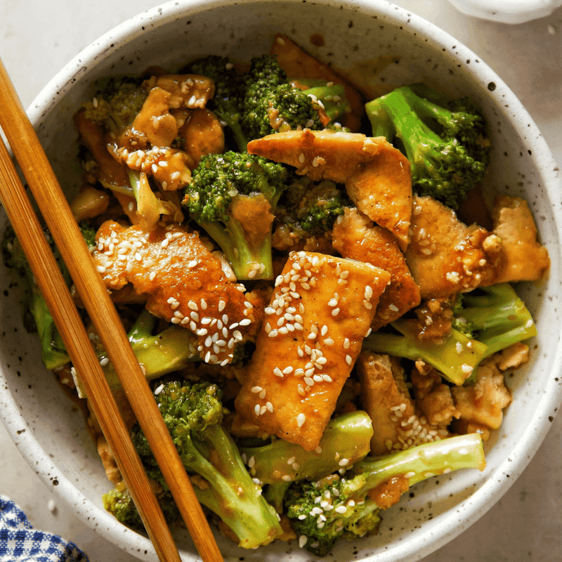Tofu and Broccoli Stir-Fry