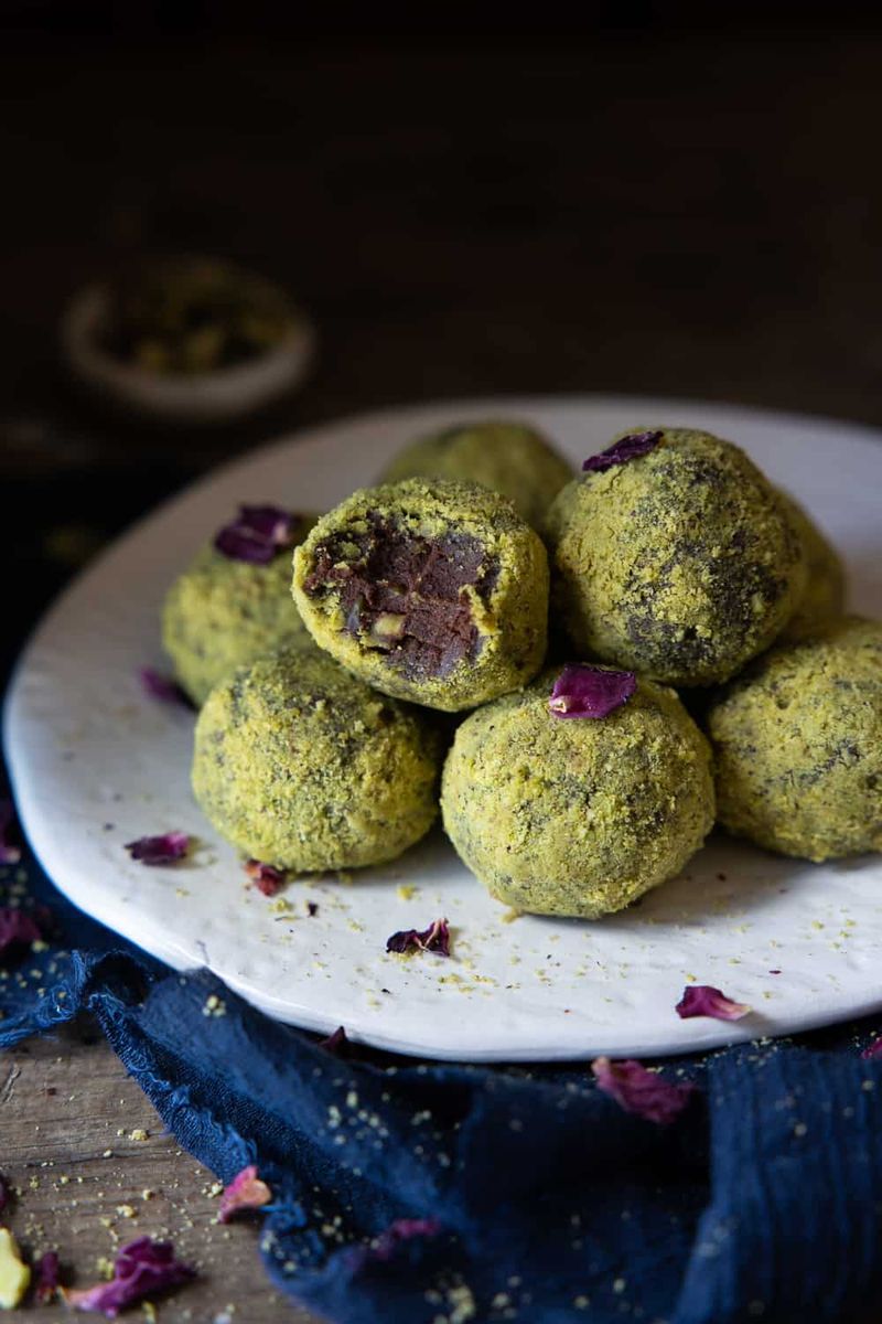 Pistachio Rose Bites