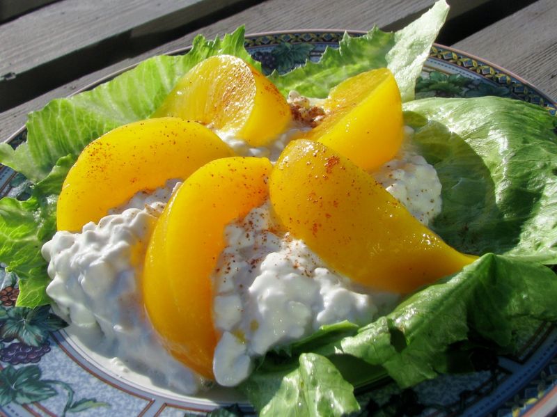 Cottage Cheese with Fruit Cocktail