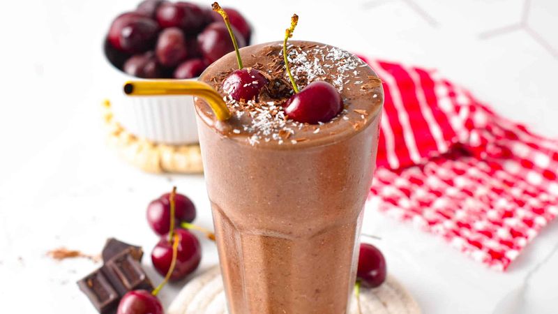 Chocolate Cherry Smoothie
