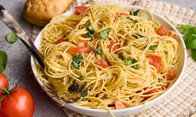 Regular Pasta (in huge portions)