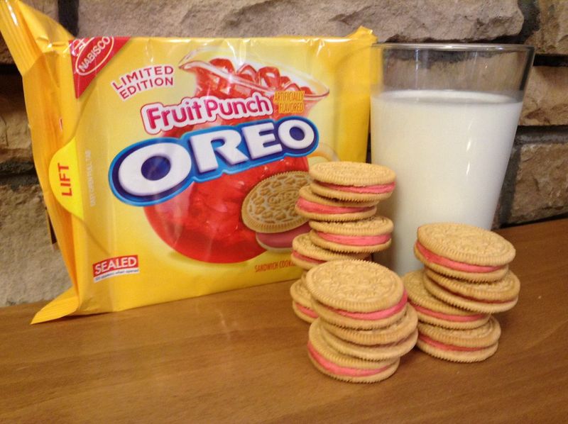 Fruit Punch Oreo