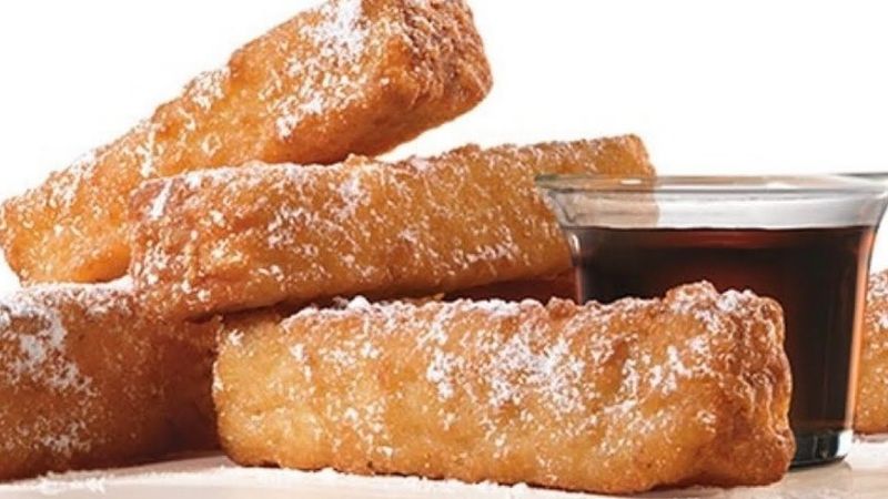Carl’s Jr. French Toast Dips