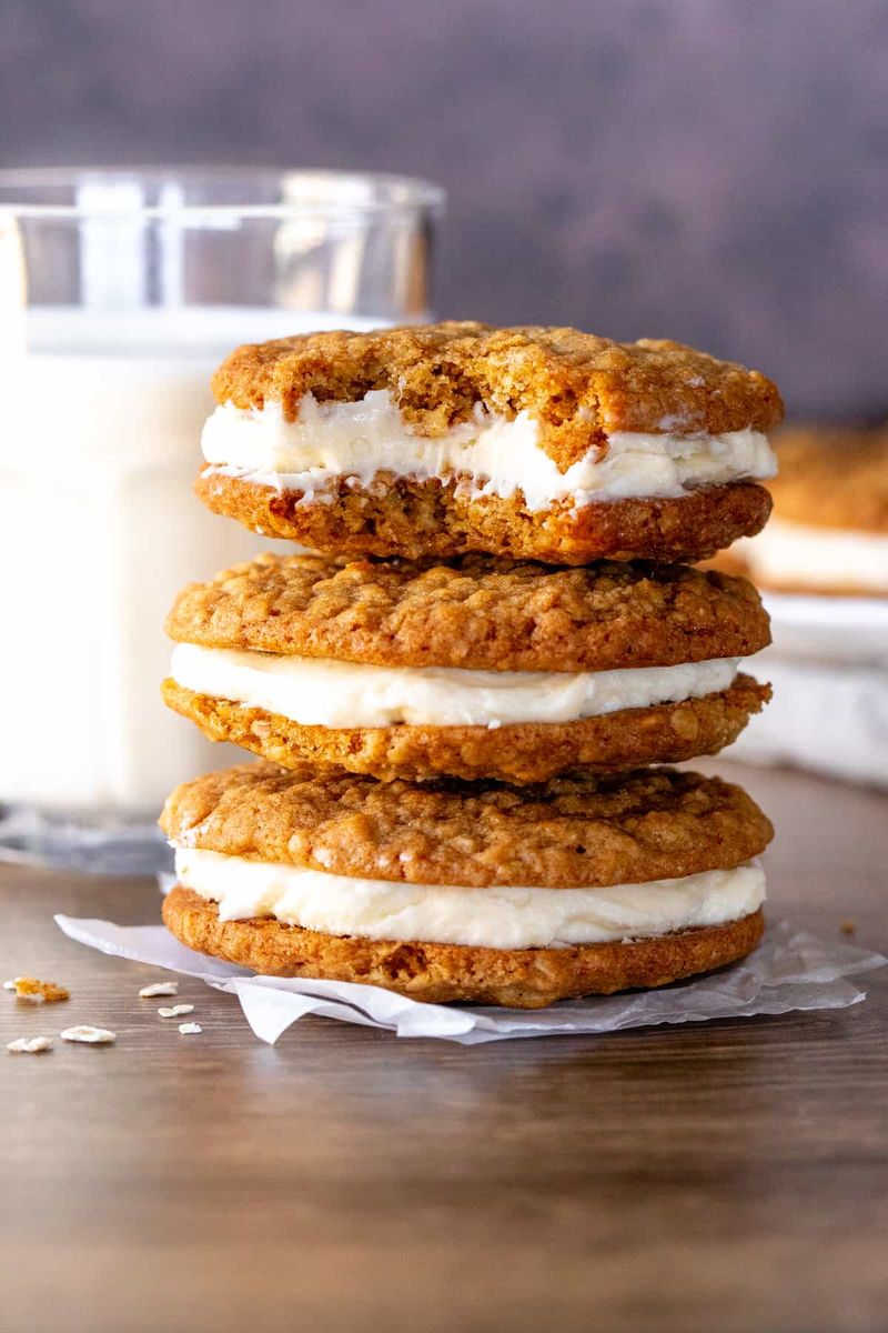 Oatmeal Cream Pies (Homemade Edition)