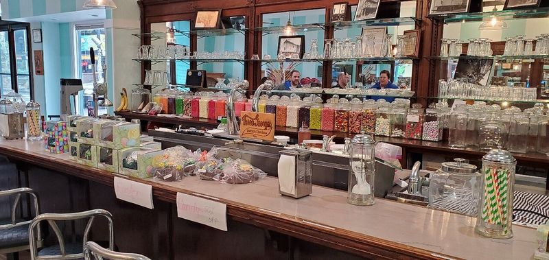 Three Georges Candy – Mobile, Alabama