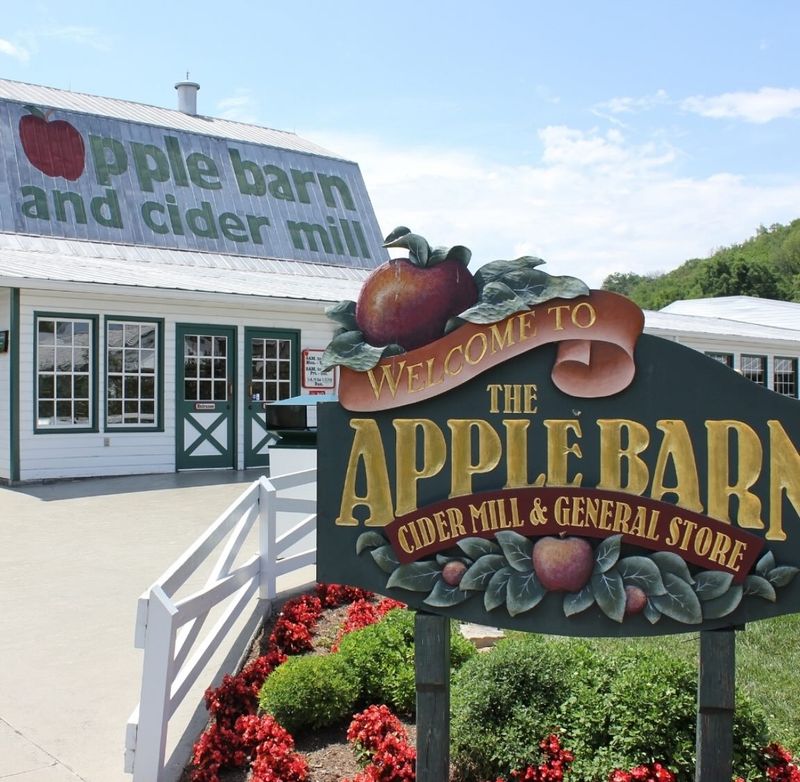 The Apple Barn – Sevierville, TN
