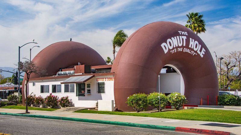 The Donut Hole – La Puente, CA