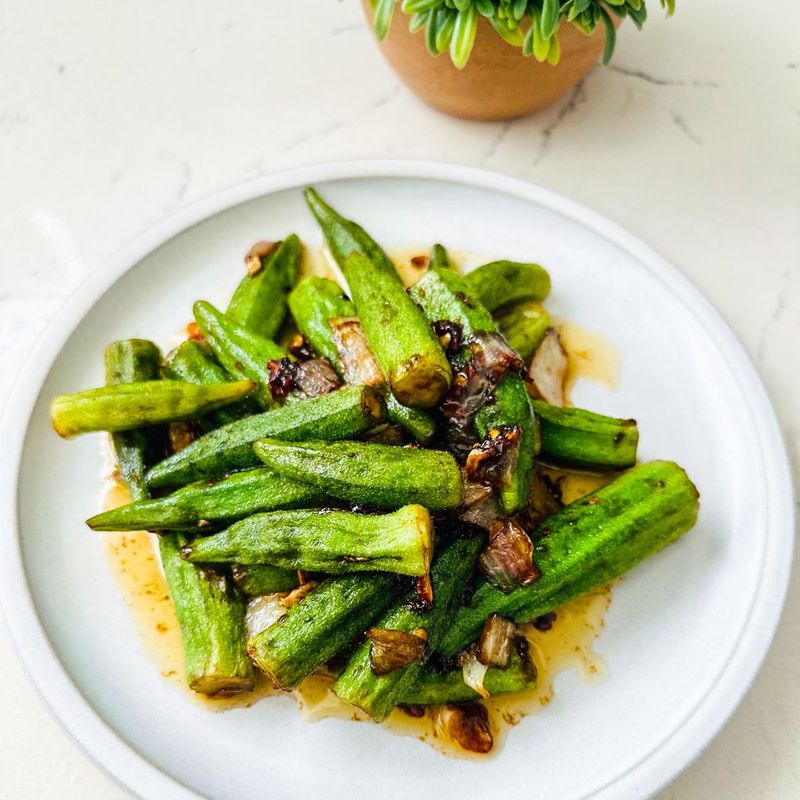 Okra Stir-Fry with Garlic and Lime