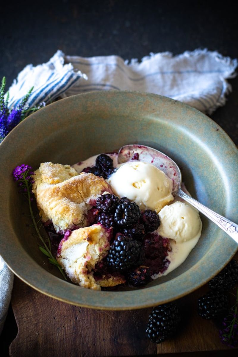 Blackberry Cobbler