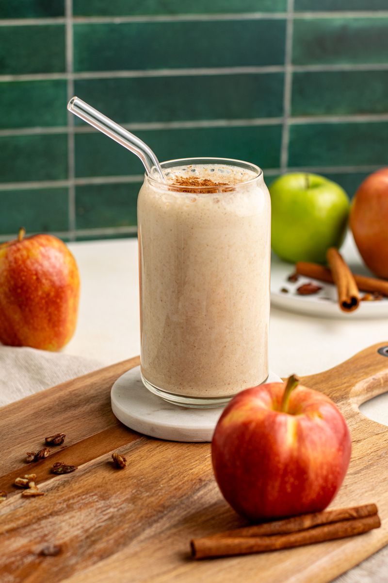 Cinnamon Apple Pie Shake