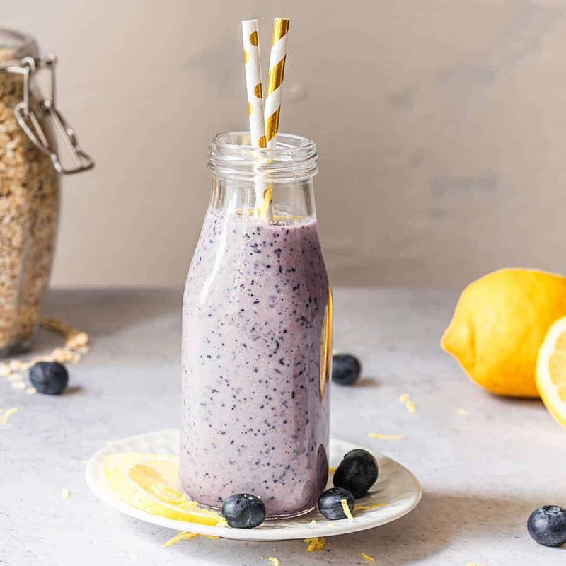 Blueberry Lemon Yogurt Smoothie