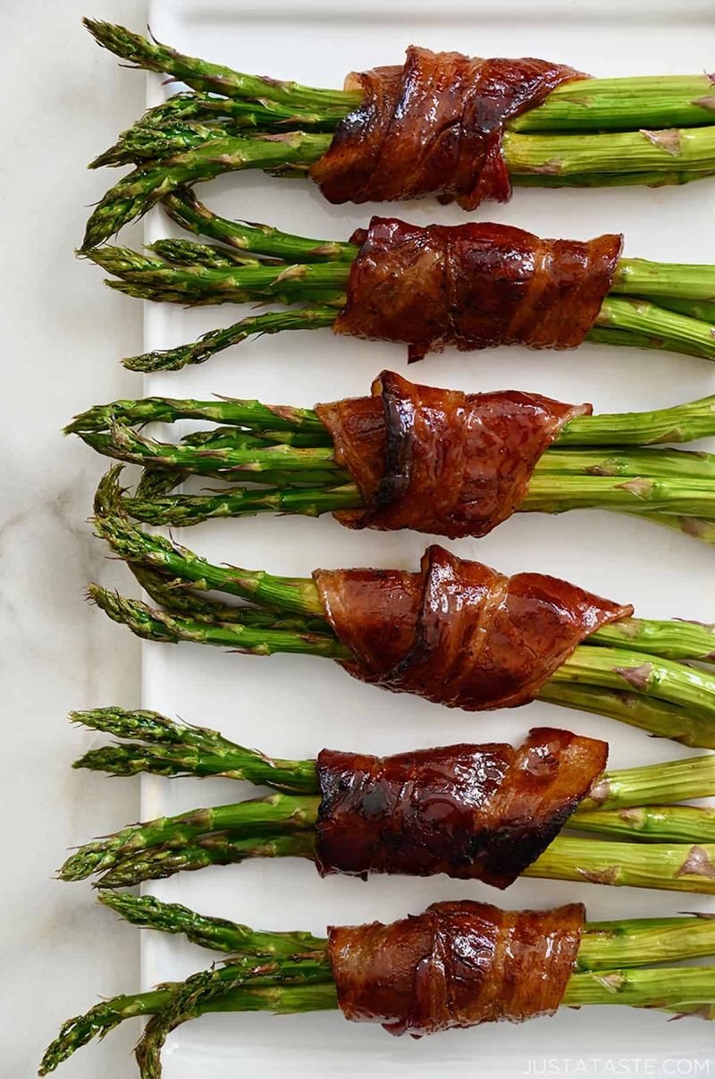 Bacon-Wrapped Asparagus Bundles