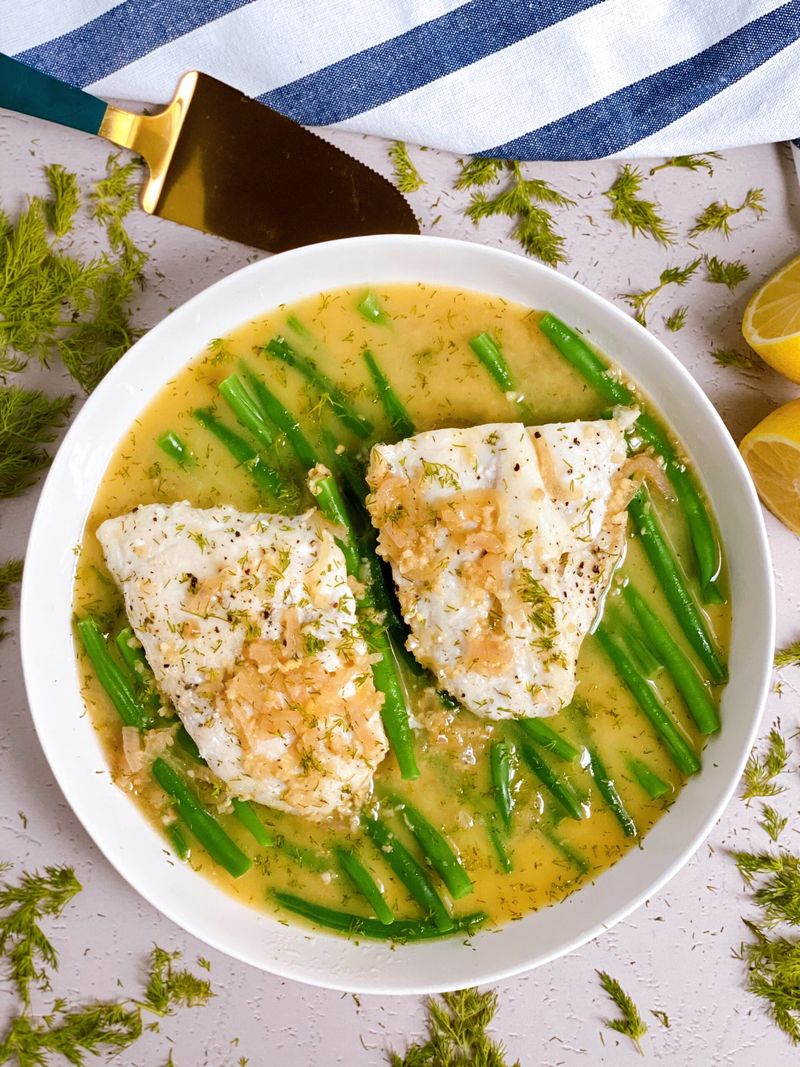 Baked Lemon-Dill Cod with Steamed Green Beans