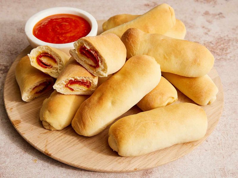 West Virginia: Pepperoni Roll