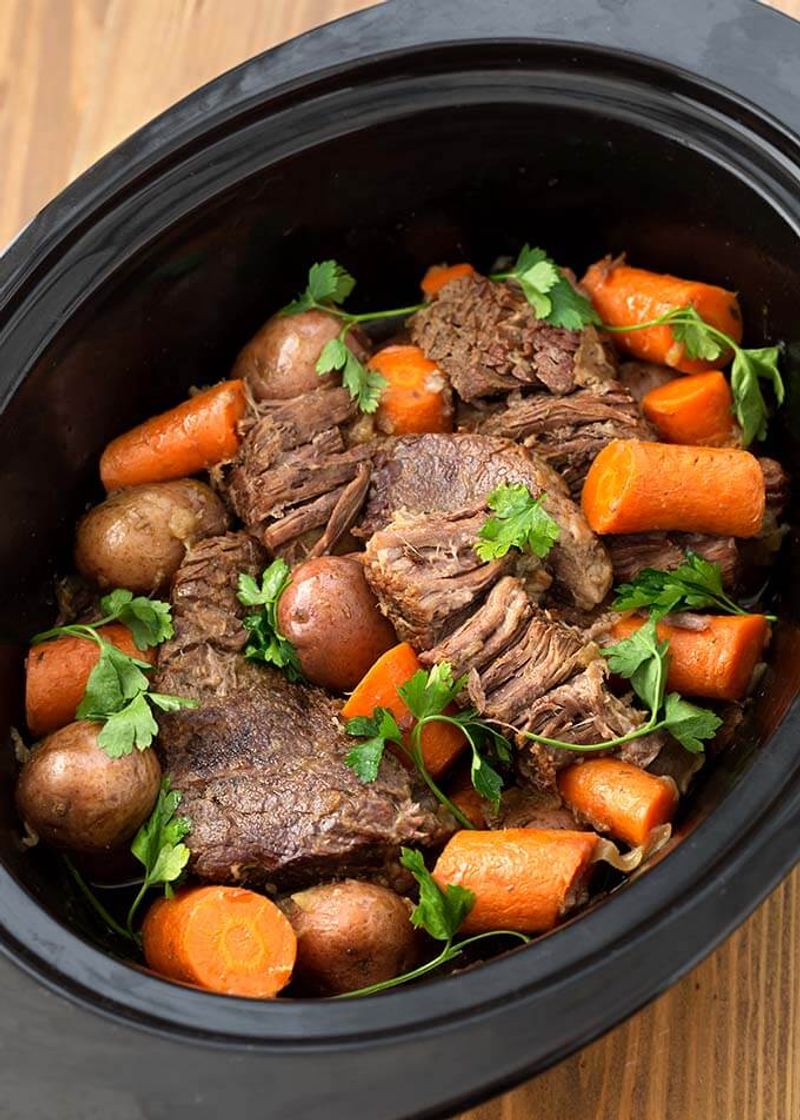 Slow Cooker Pot Roast with Veggies