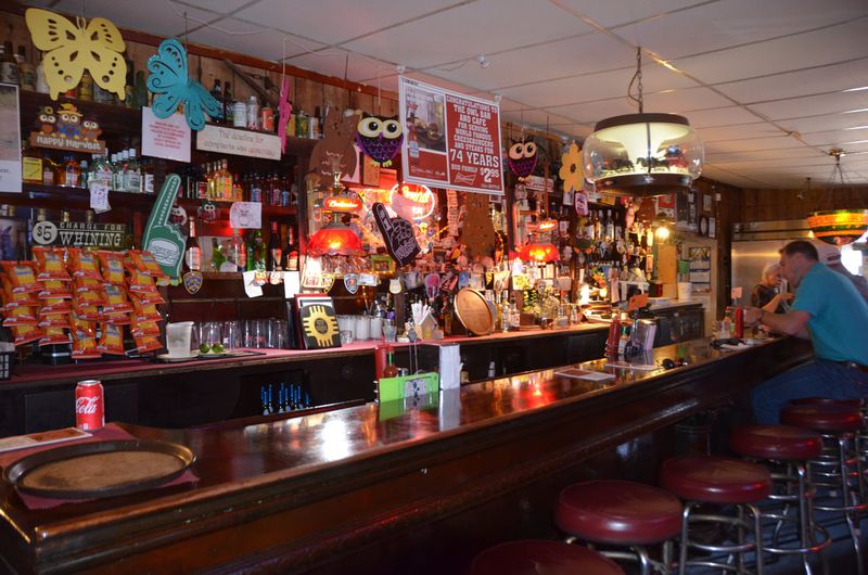 Owl Bar & Café – San Antonio