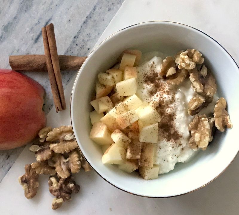 Cottage Cheese with Walnuts and Cinnamon