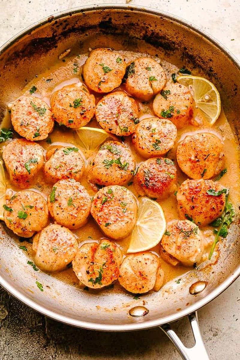 Scallops Seared with Garlic Butter