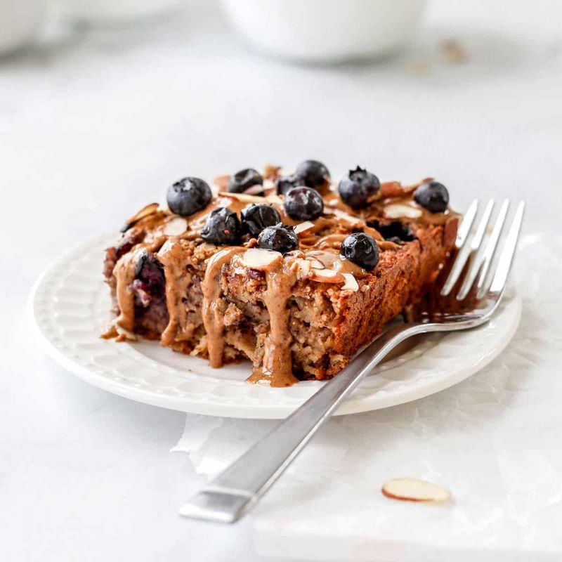 Berry Oatmeal Breakfast Cake