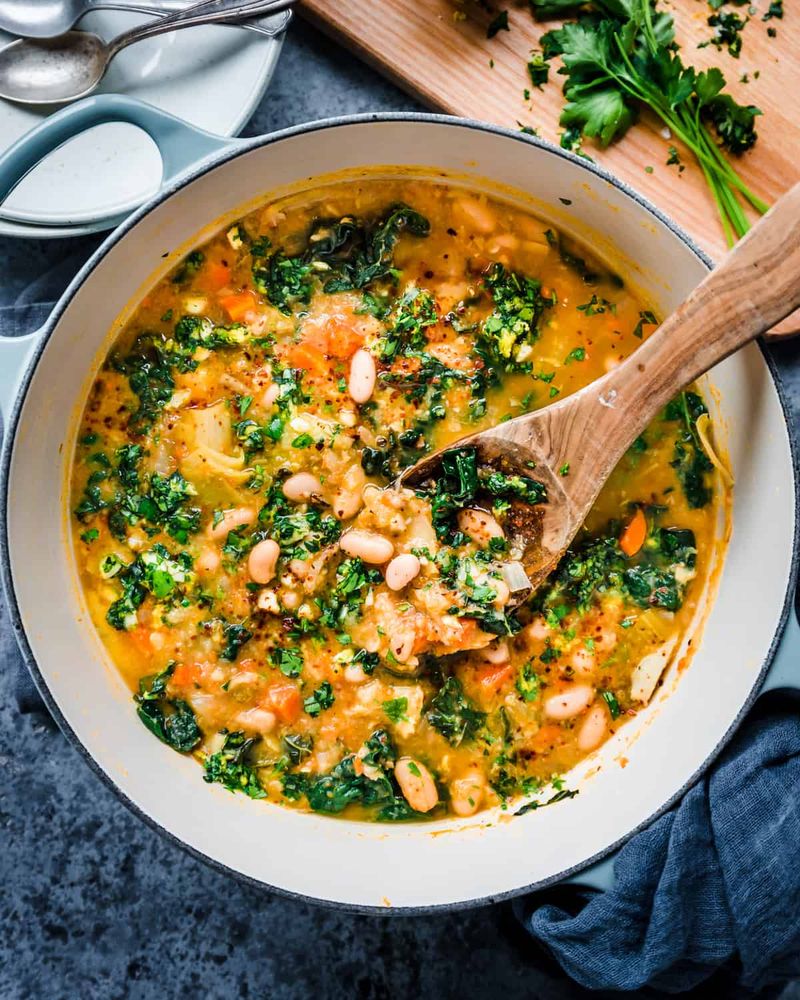 White Bean and Kale Soup with Garlic and Olive Oil