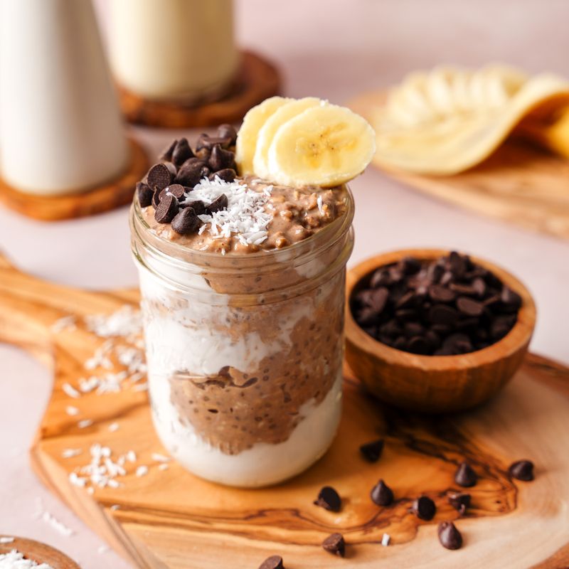 Oatmeal Cookie Smoothie with Oat Cake