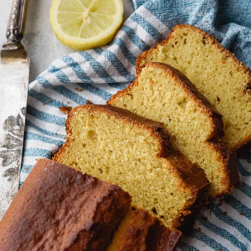 Lemon Greek Yogurt Pound Cake