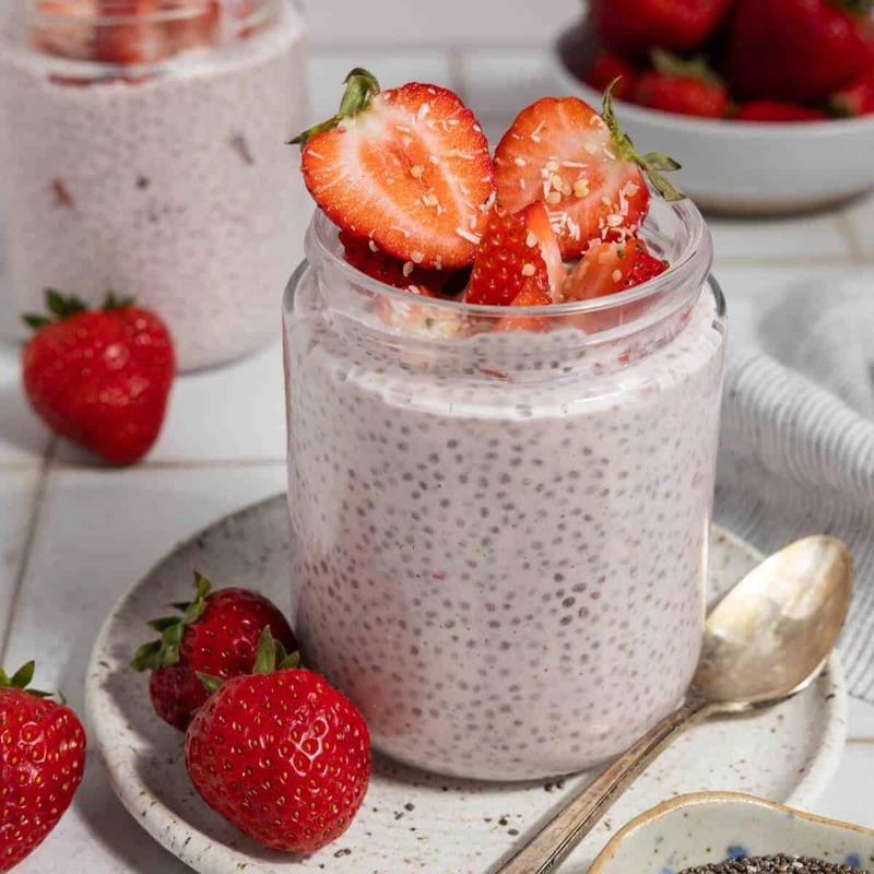 Strawberry Chia Pudding Smoothie