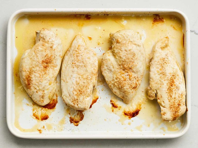 Plain Baked Chicken Breast (No Seasoning)