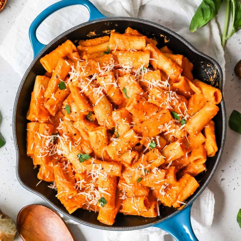 Get Alfredo AND Marinara – aka “Pink Sauce”