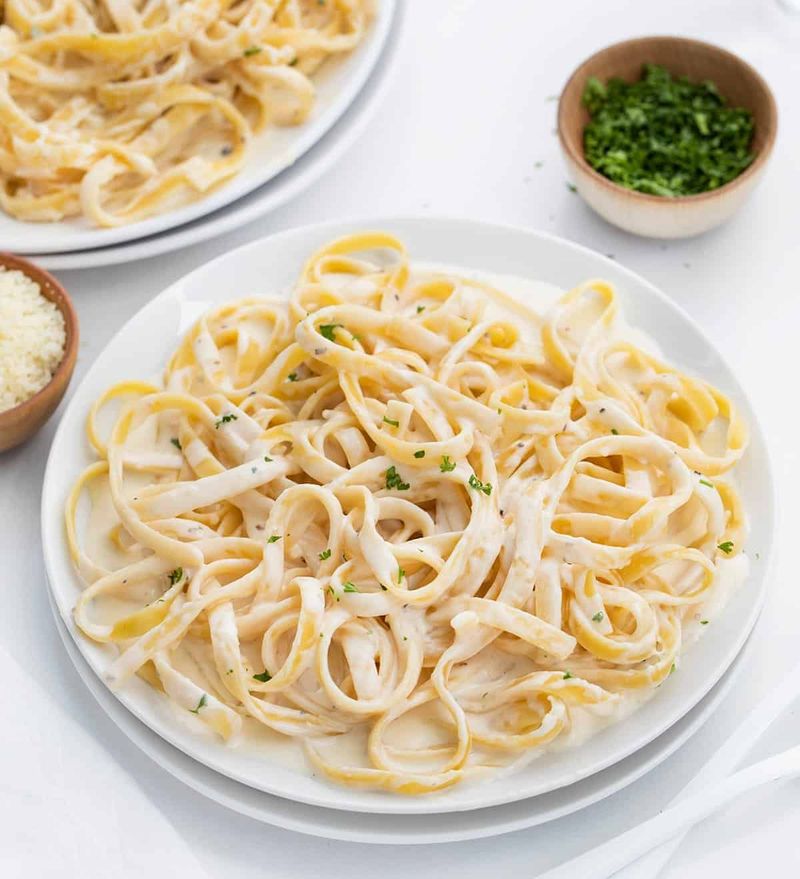 Classic Fettuccine Alfredo