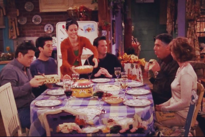 Monica’s Thanksgiving Feast – Friends