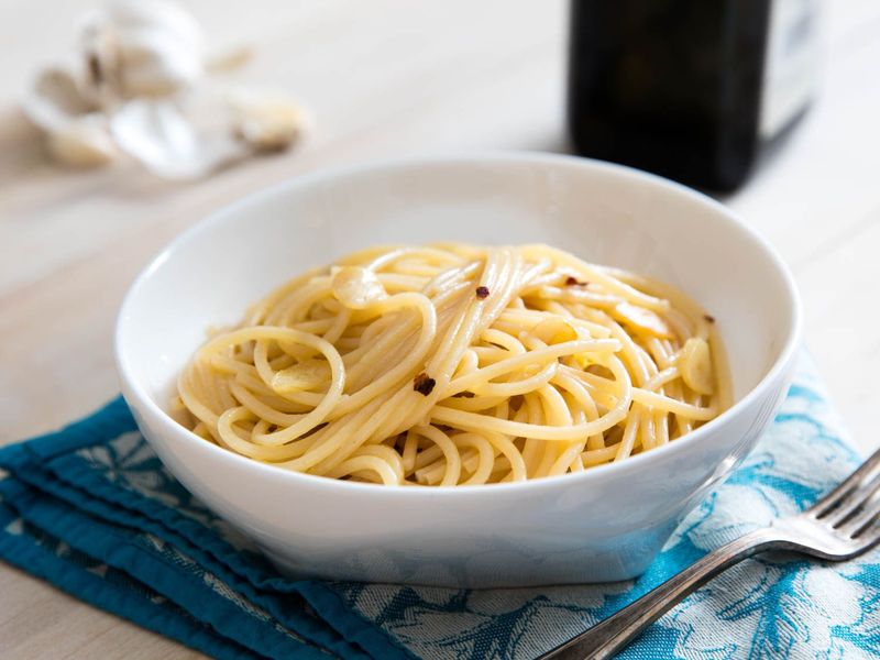 Plain Garlic and Olive Oil Spaghetti