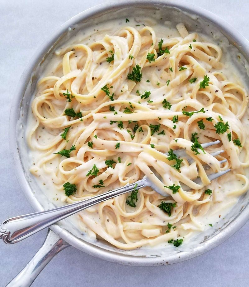 Fettuccine Alfredo