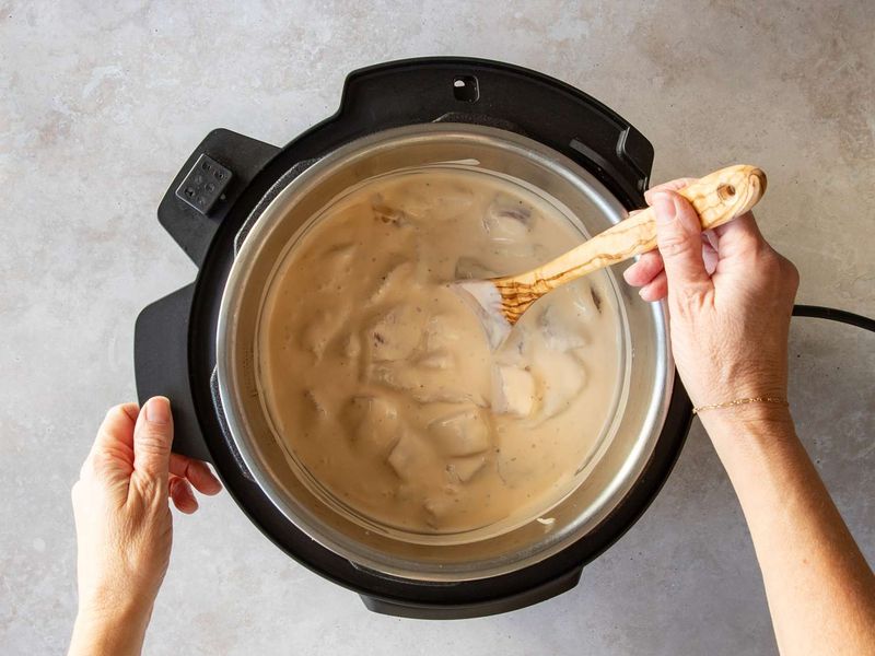 Slow Cooker Chicken Alfredo