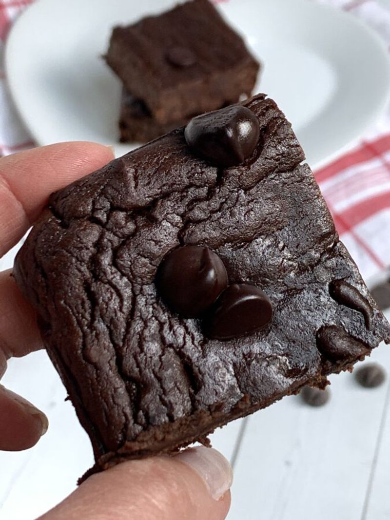 Black Bean Brownies with No Sweetener