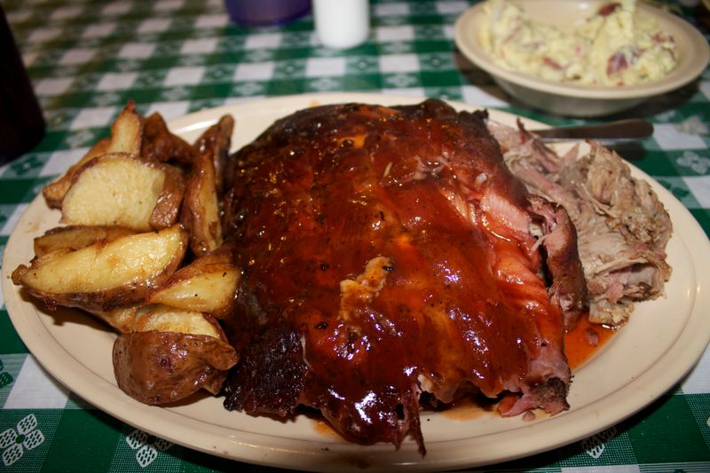 Leatha’s Bar-B-Que Inn, Hattiesburg, Mississippi