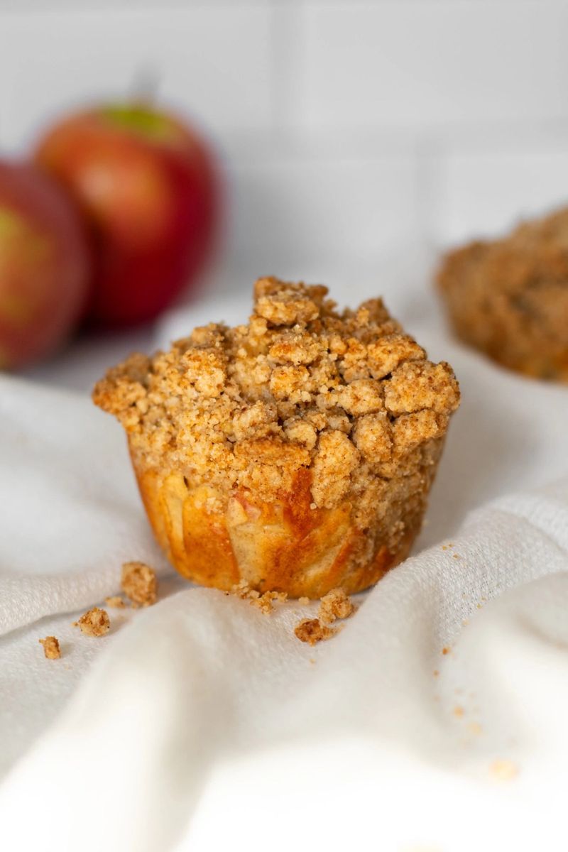 Apple Muffins with Streusel Topping