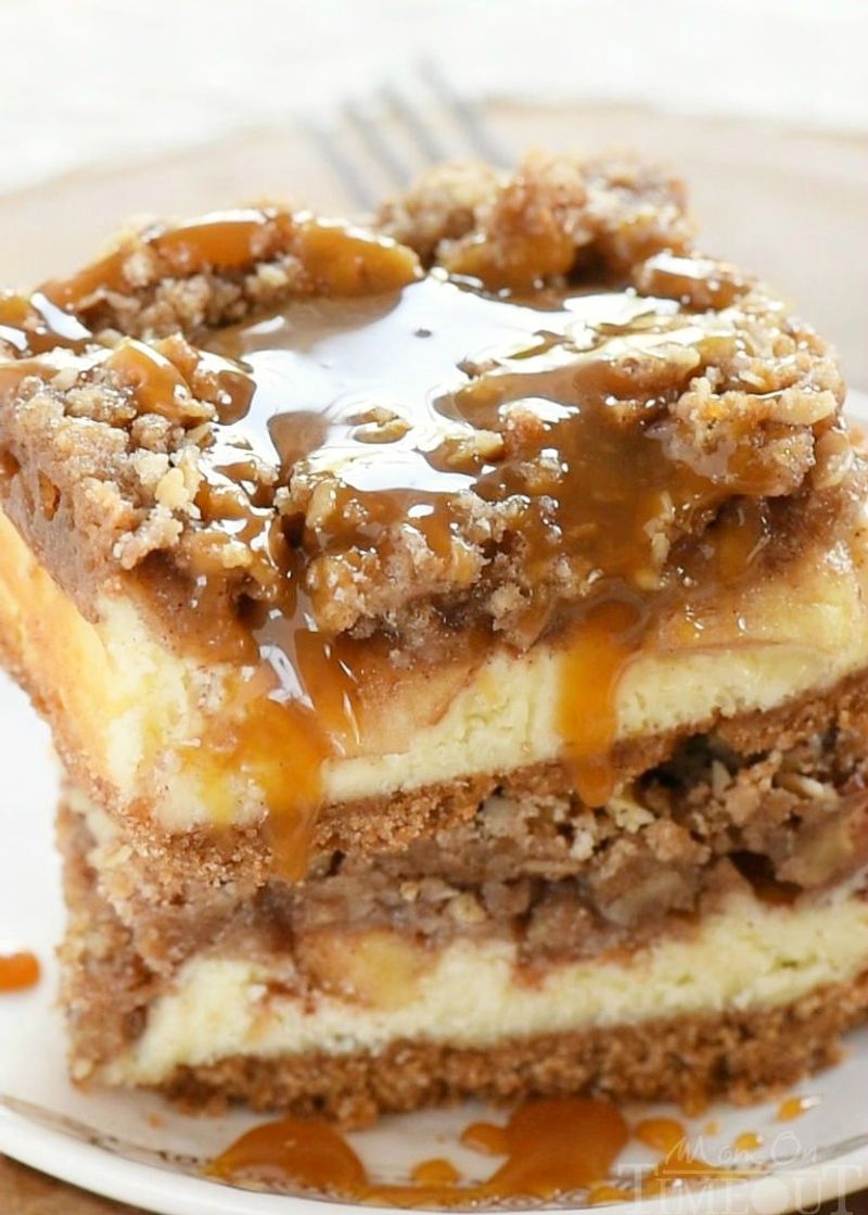 Apple Cheesecake Bars
