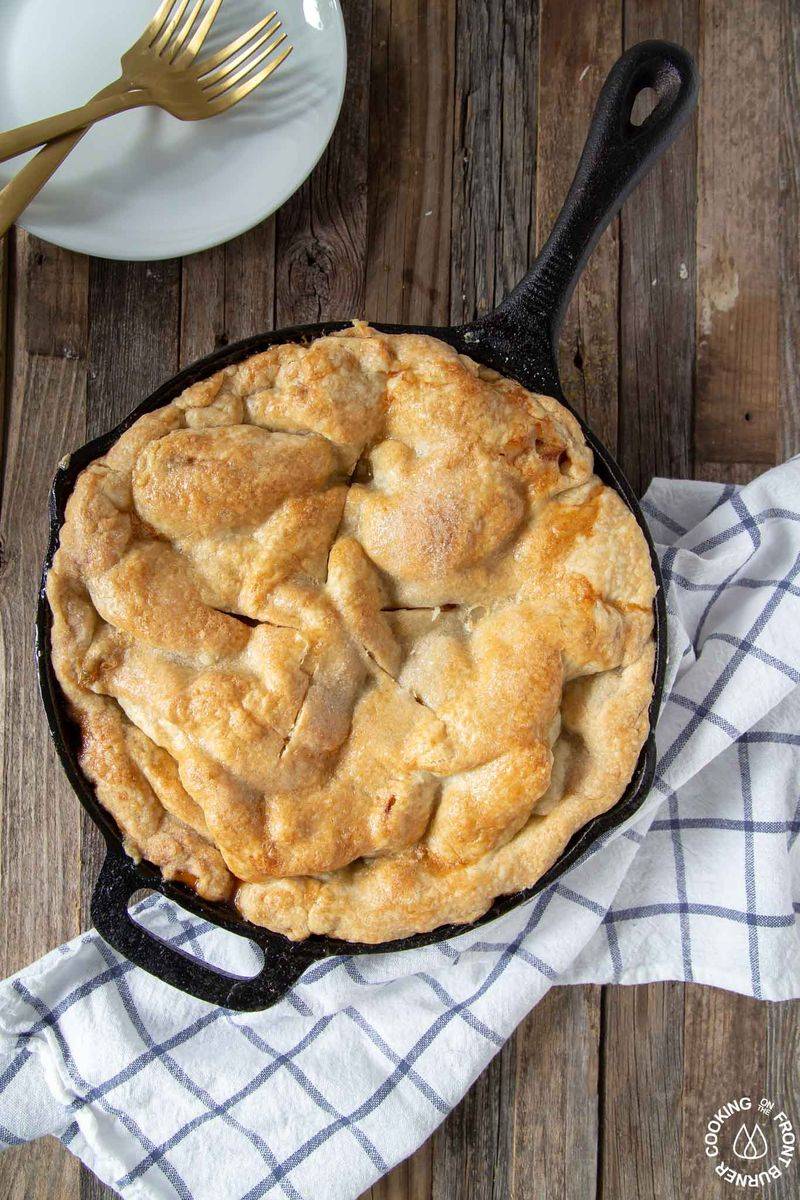 Deep-Dish Skillet Apple Pie