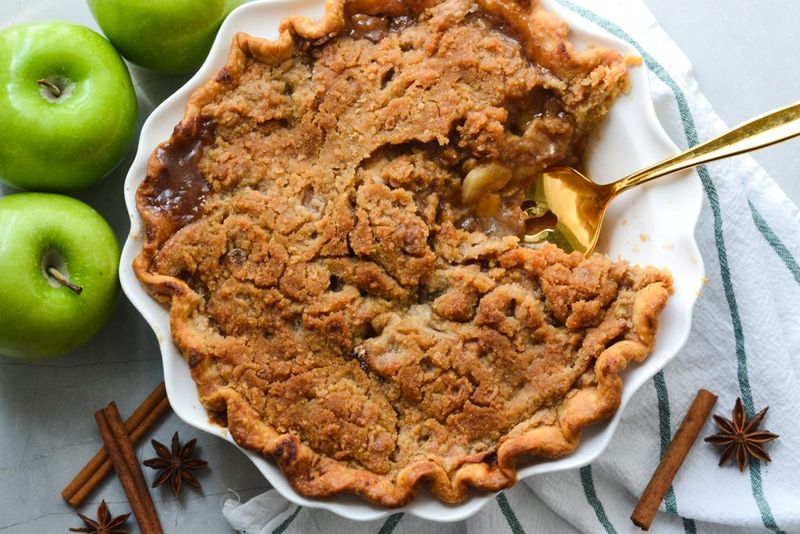 Spiced Chai Apple Pie