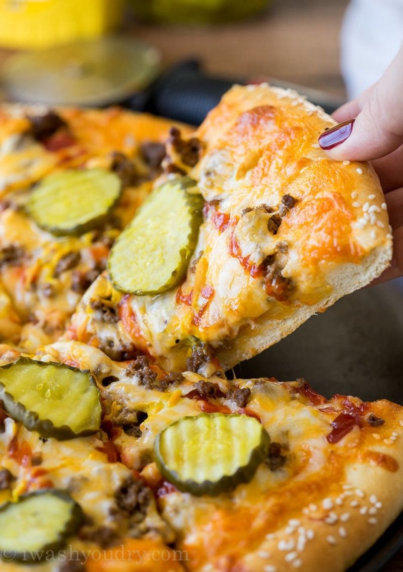 Cheeseburger Pizza