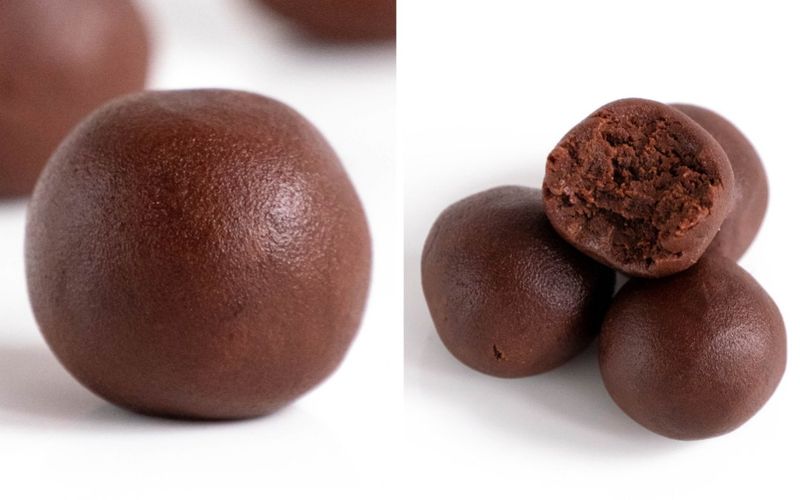 Keto Chocolate Fat Bombs
