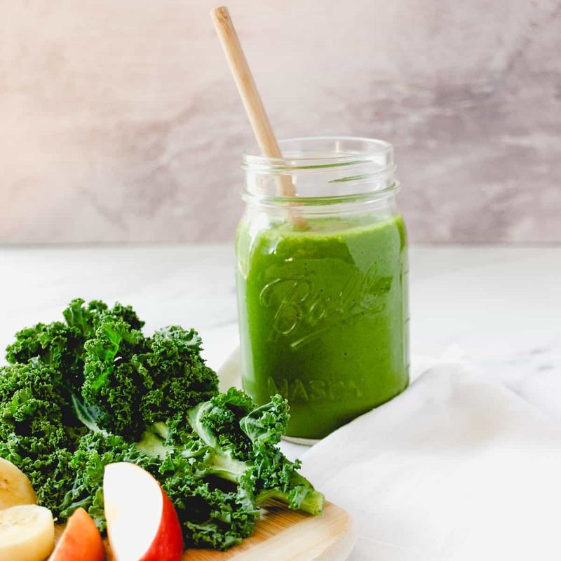 Kale Apple Banana Smoothie