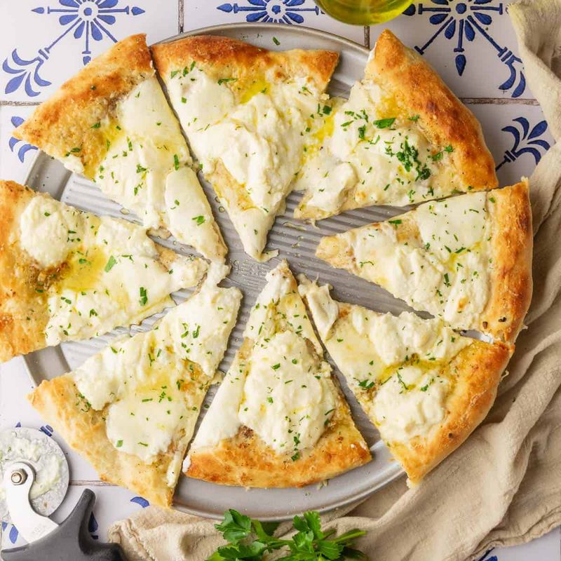 White Garlic Pizza with Ricotta