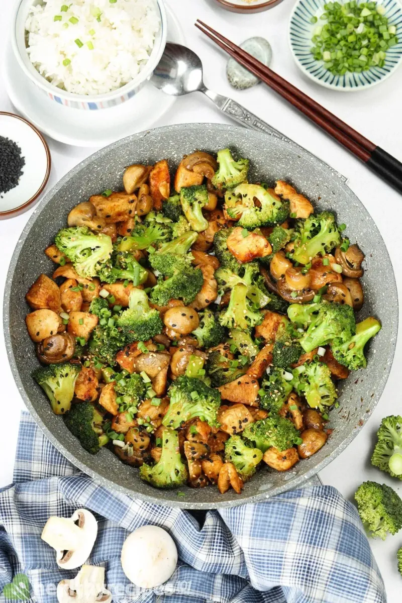 Chicken and Broccoli Stir-Fry