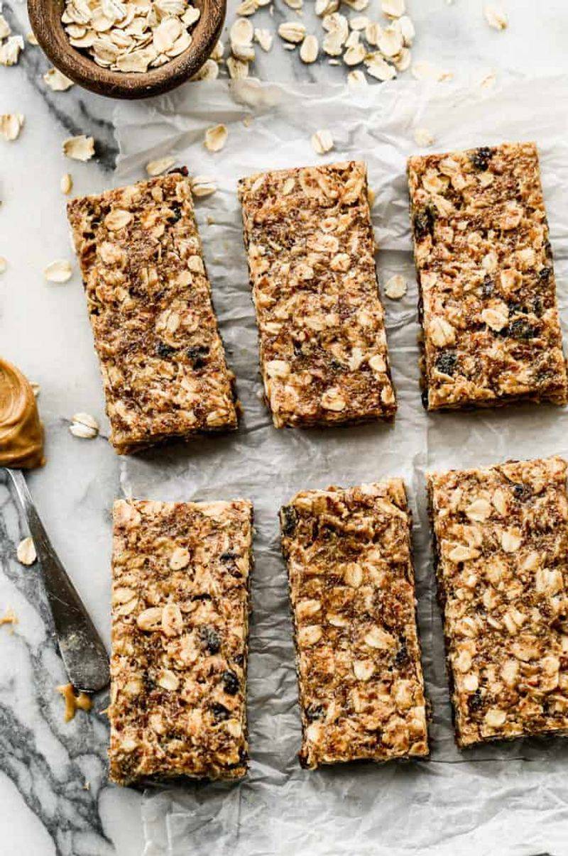 Protein Bars (With Clean Ingredients)