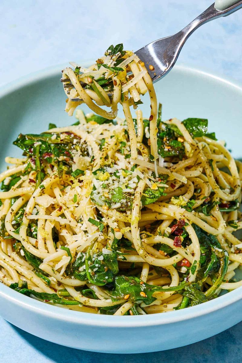 Garlic Butter Noodles with Spinach