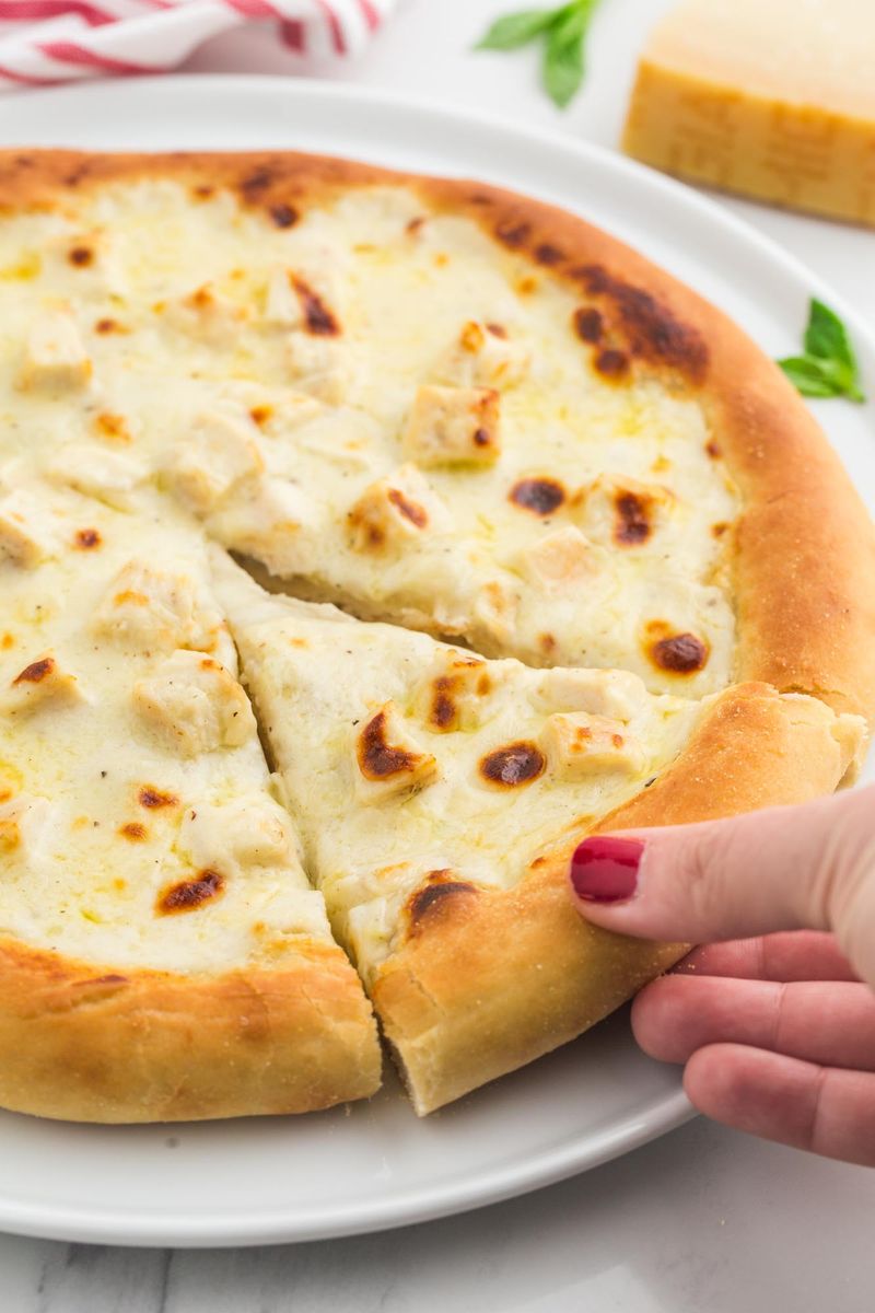 Homemade Garlic Alfredo Pizza