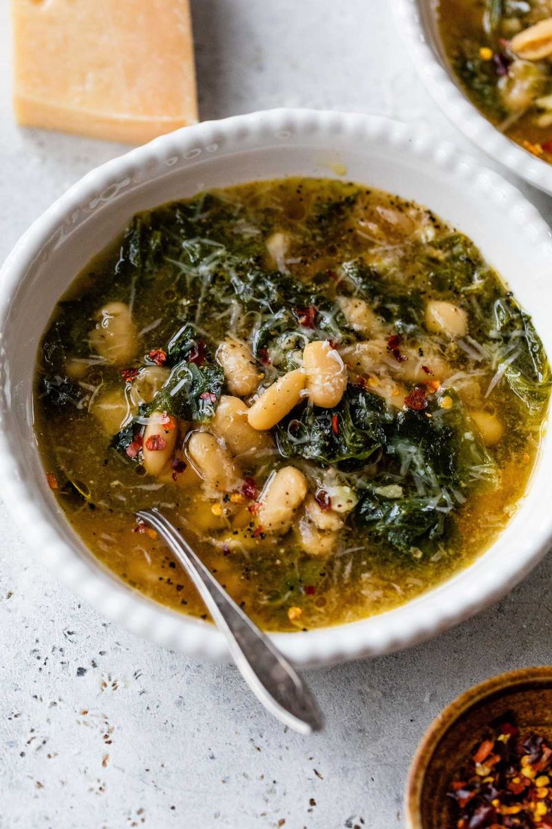 Escarole and Beans (Scarola e Fagioli)